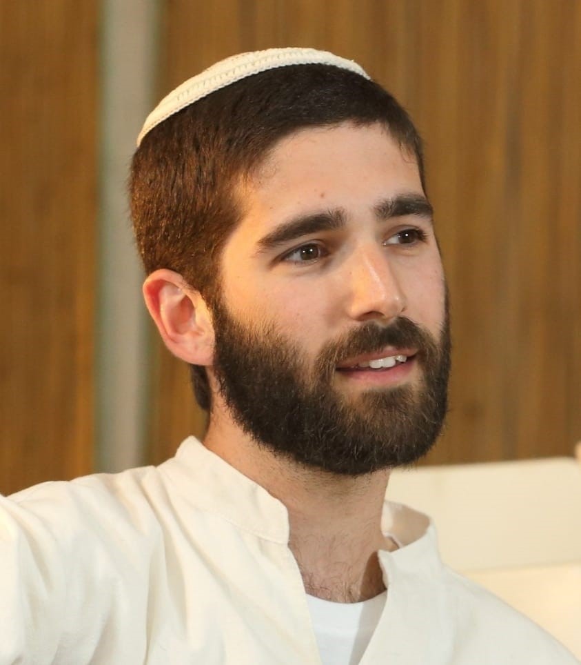 נערן אשחר