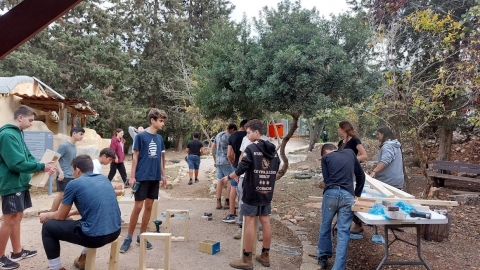 התנדבות בית ספר קציר בגן קיימות