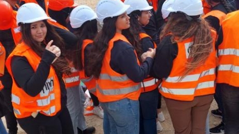 קורס חילוץ מהריסות לתלמידי י